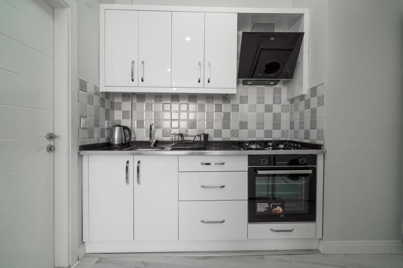 Charming And Central Flat Near Beach In Muratpasa Apartman Antalya Kültér fotó